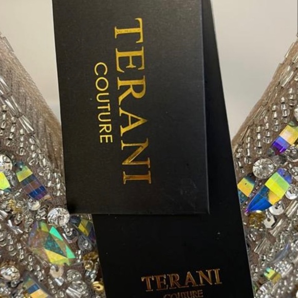 Terani Couture Gown - Picture 6 of 10